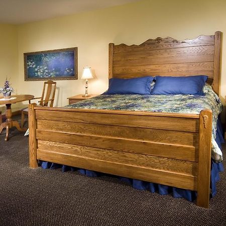 Carlisle Inn Sugarcreek Exteriör bild