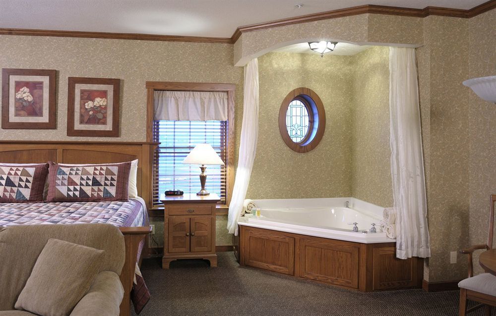 Carlisle Inn Sugarcreek Exteriör bild